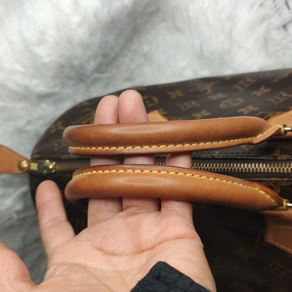 Authentic Louis Vuitton speedy 30 monogram - Picture 6 of 11